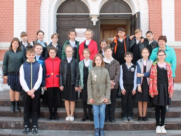Гимназисты побывали на колокольне Покровского храма г. Саратова