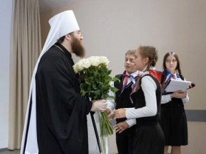Митрополит Игнатий отмечает 15-летие со дня архиерейской хиротонии