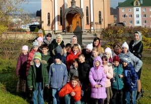 Поездка учащихся 2.2 и 3 классов в Свято-Алексиевский женский монастырь