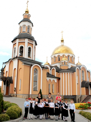 Гимназисты совершили паломническую поездку в Свято-Алексиевский женский монастырь