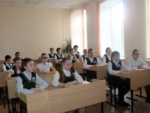В гимназии прошли экзамены в 4 и 7 классах