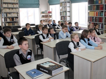 Гимназисты вспомнили подвиг блокадного Ленинграда