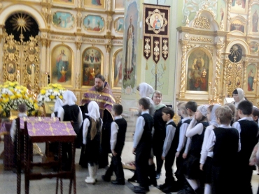 10 марта 2014 года обучающиеся и сотрудники гимназии приняли участие в молебне с акафистом