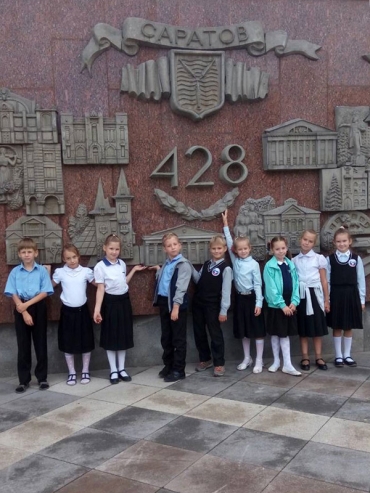 Гимназисты совершили пешеходную экскурсию по городу