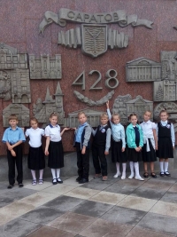 Гимназисты совершили пешеходную экскурсию по городу