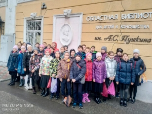 Гимназисты познакомились с биографией и творчеством В. Голявкина