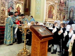В день Благовещения Пресвятой Богородицы гимназисты и педагоги приняли участие в литургии
