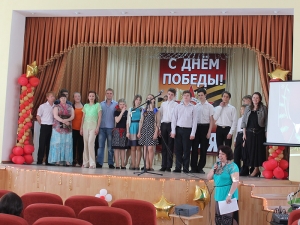 Учащиеся 8 класса дали 2 концерта «Торжество Пасхи – торжество победы»