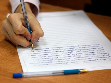Одиннадцатиклассники успешно написали итоговое сочинение