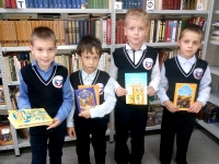 Библиотечные уроки и тематические выставки