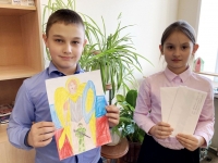 Гимназисты приняли участие в акции &laquo;Нарисуй рисунок для солдата&raquo;