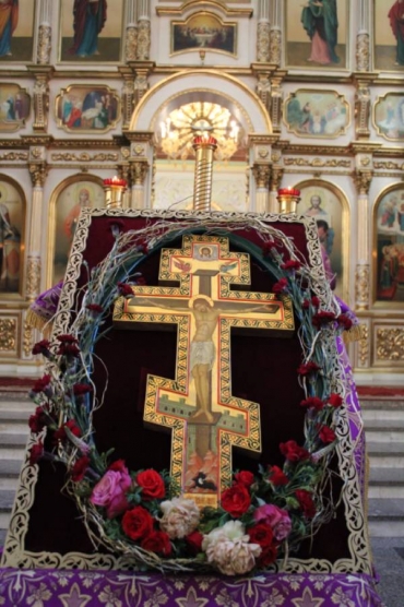 Праздник Воздвижения Честного и Животворящего Креста Господня